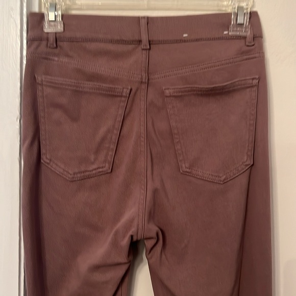 Uniqlo Leggings - Picture 3 of 5